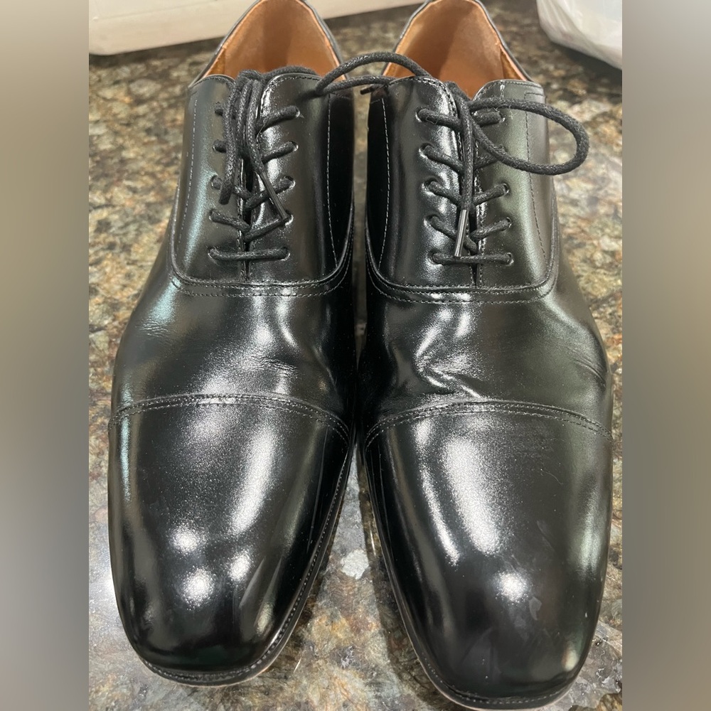 Florsheim Black Leather Oxfords